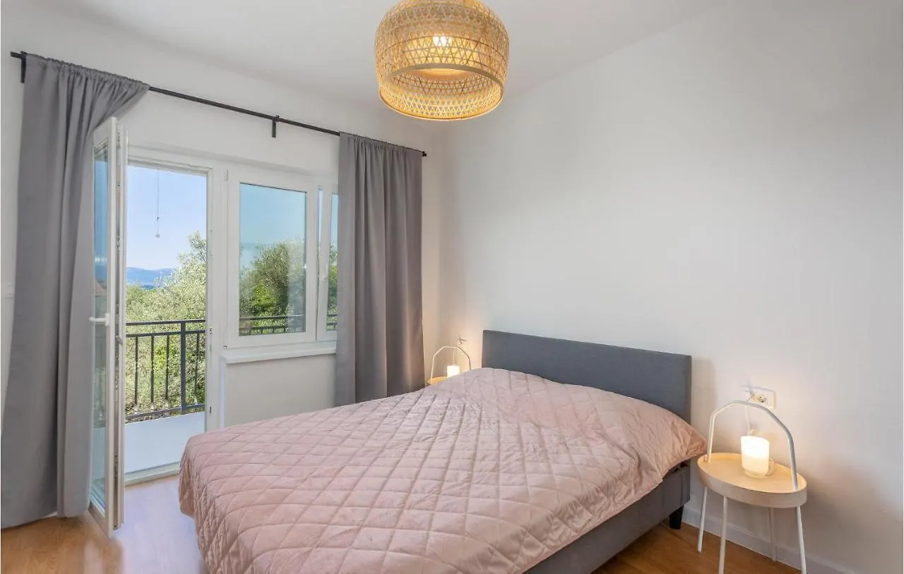 Gorgeous Apartment In Malinska With Wifi クロアチア