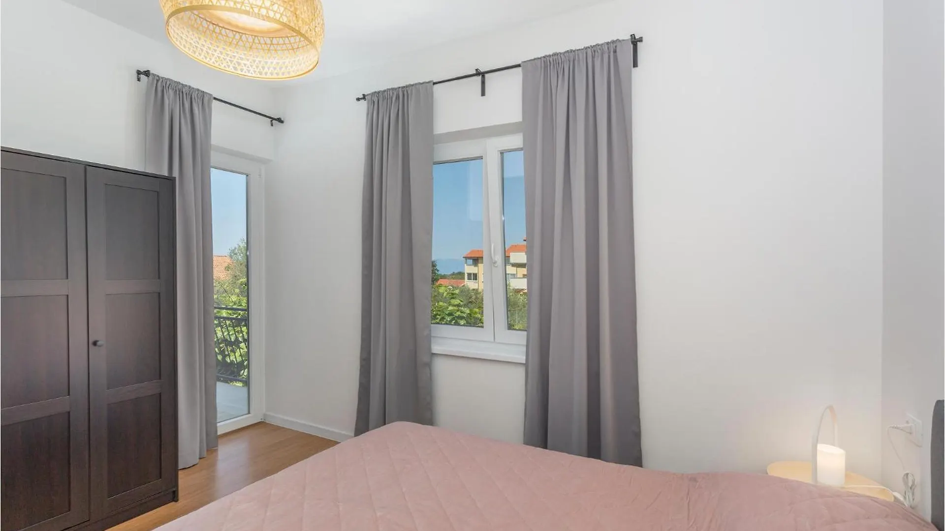 Gorgeous Apartment In Malinska With Wifi